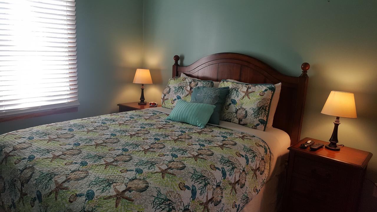 Gasthof Courtney's Place Historic & Key West