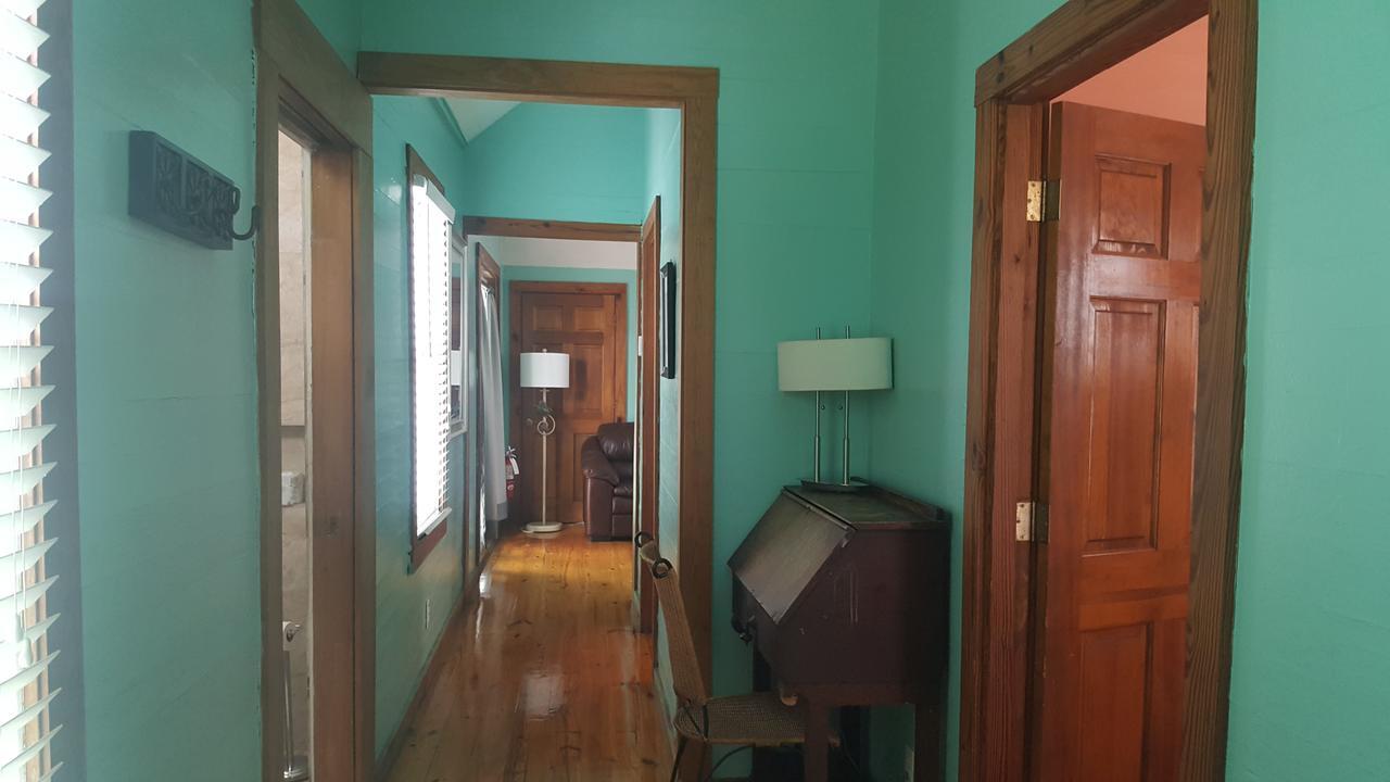 Courtney's Place Historic & Maison d'hôtes